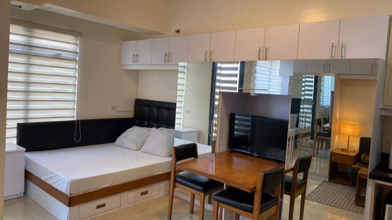 Mabolo Garden Flat A6 With Free Rooftop Pool سيبو المظهر الخارجي الصورة