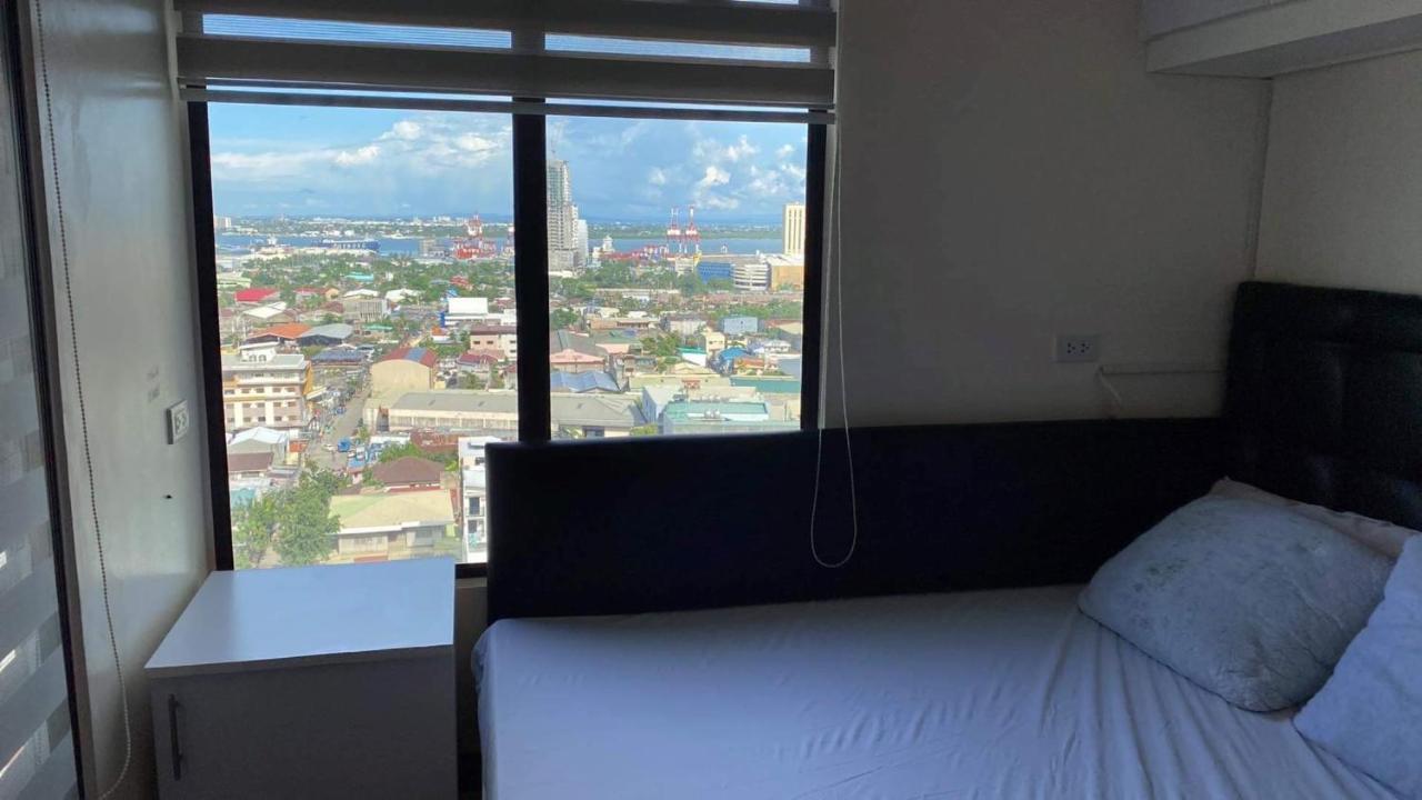 Mabolo Garden Flat A6 With Free Rooftop Pool سيبو المظهر الخارجي الصورة
