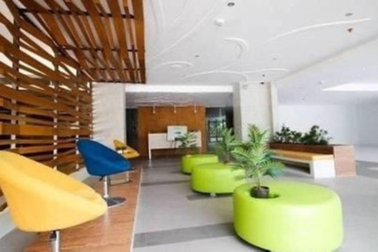 Mabolo Garden Flat A6 With Free Rooftop Pool سيبو المظهر الخارجي الصورة