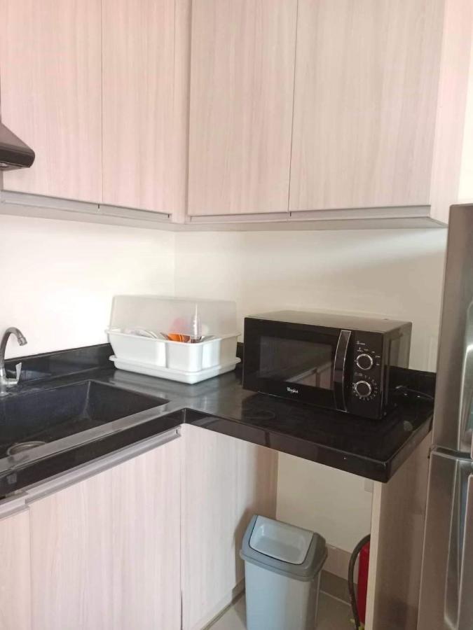 Mabolo Garden Flat A6 With Free Rooftop Pool سيبو المظهر الخارجي الصورة