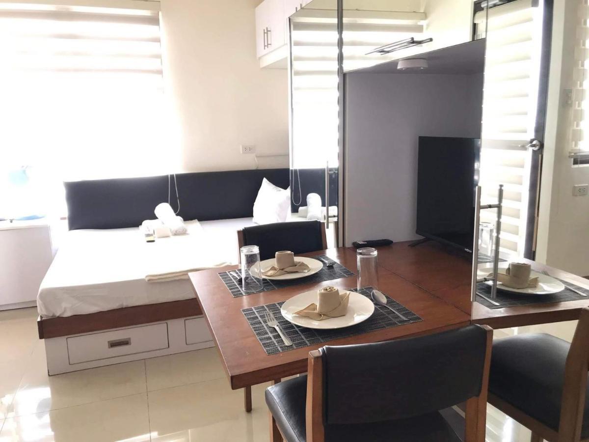 Mabolo Garden Flat A6 With Free Rooftop Pool سيبو المظهر الخارجي الصورة